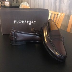 Men’s Florsheim Dress 9 1/2 triple E